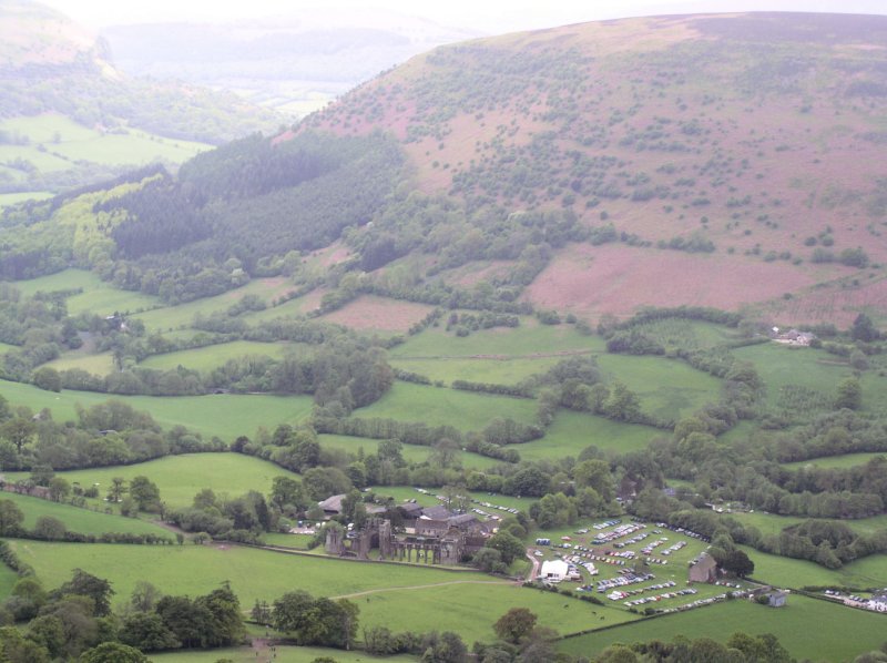 llantonyabbey.jpg